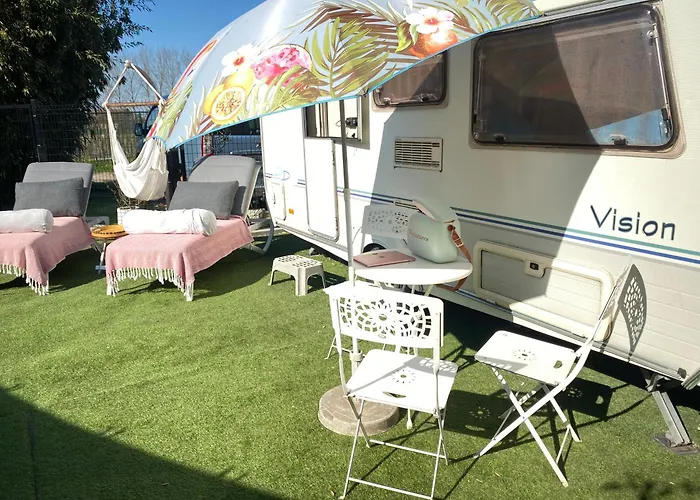 Gardencaravan Near Ghent In Green Area